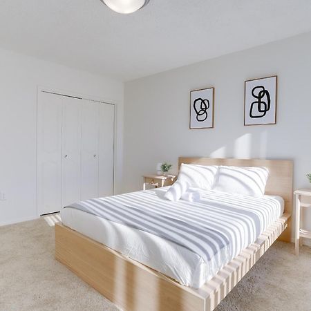 Spacious 2 Bedrooms Apt @Crystal City With Gym Arlington Dış mekan fotoğraf