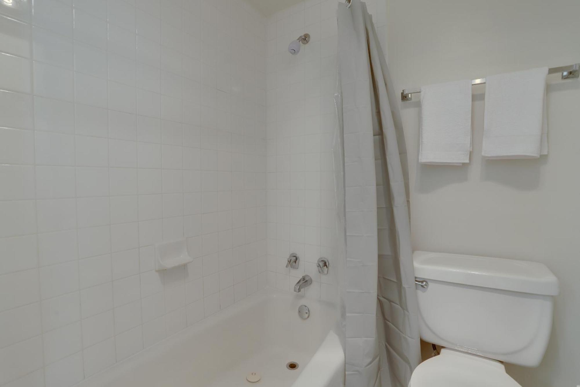 Spacious 2 Bedrooms Apt @Crystal City With Gym Arlington Dış mekan fotoğraf