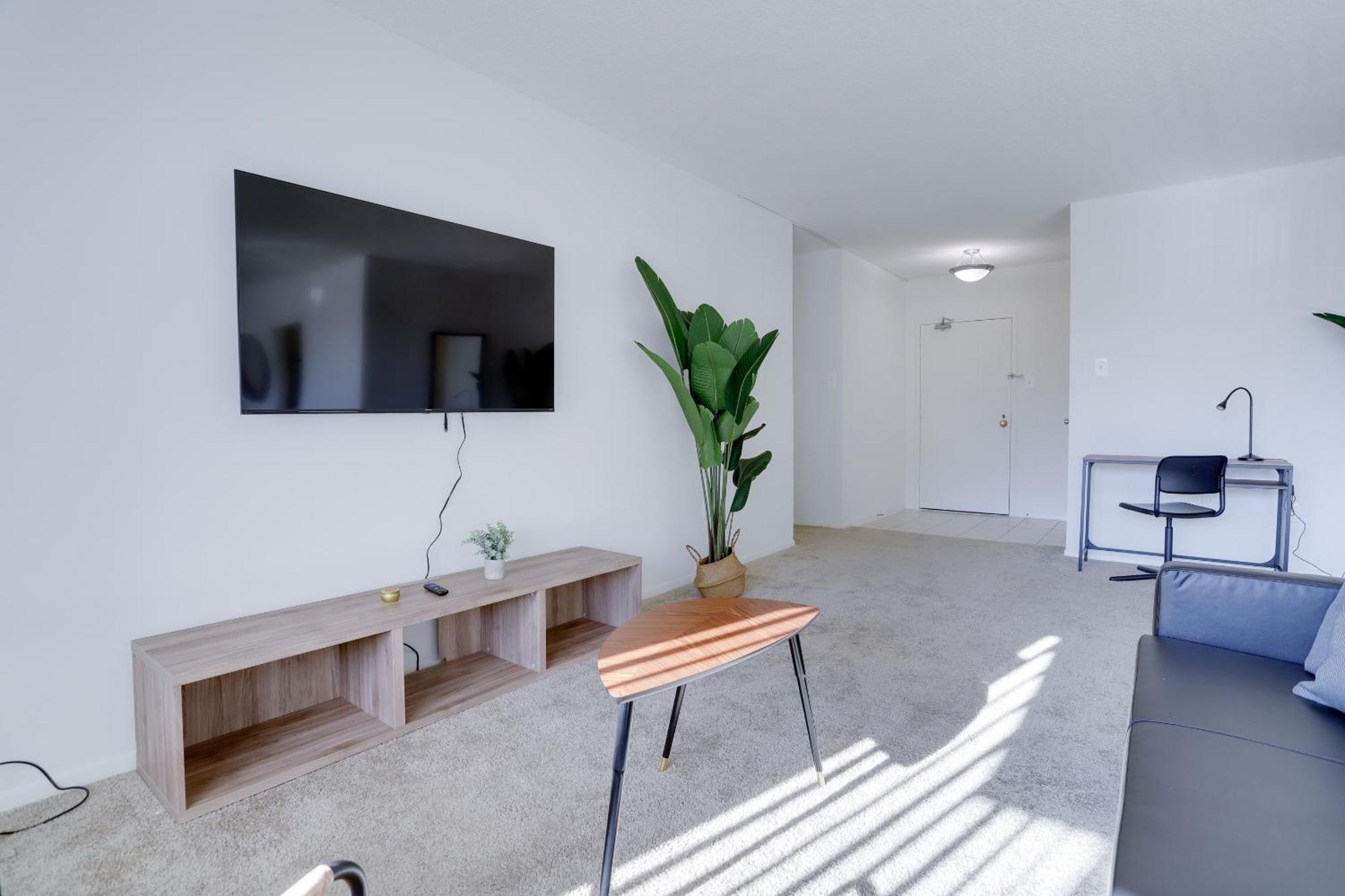 Spacious 2 Bedrooms Apt @Crystal City With Gym Arlington Dış mekan fotoğraf