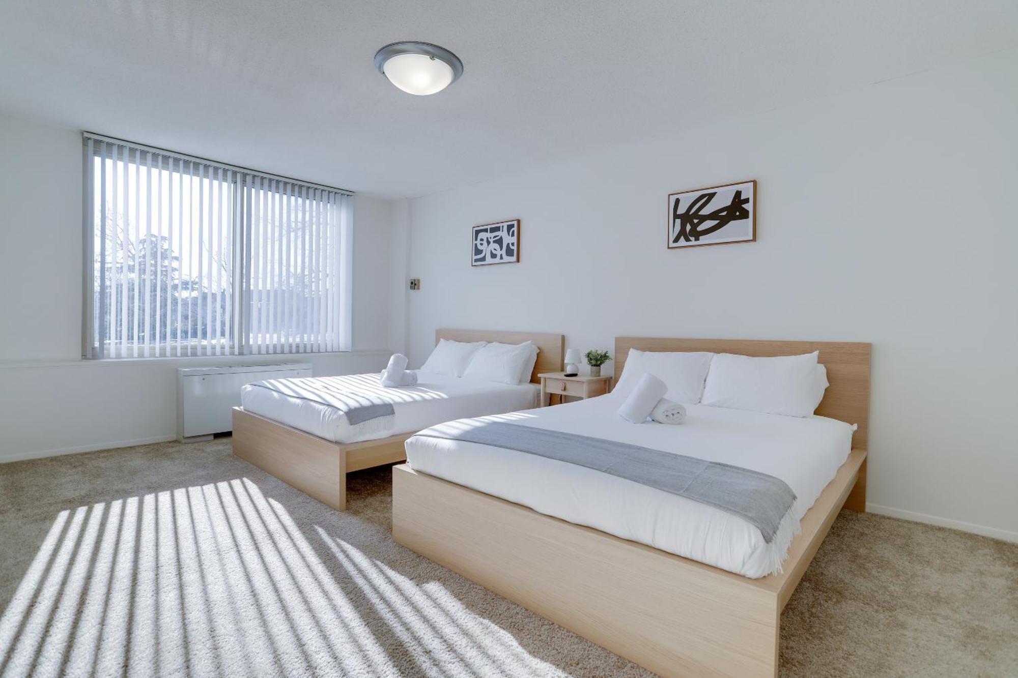 Spacious 2 Bedrooms Apt @Crystal City With Gym Arlington Dış mekan fotoğraf