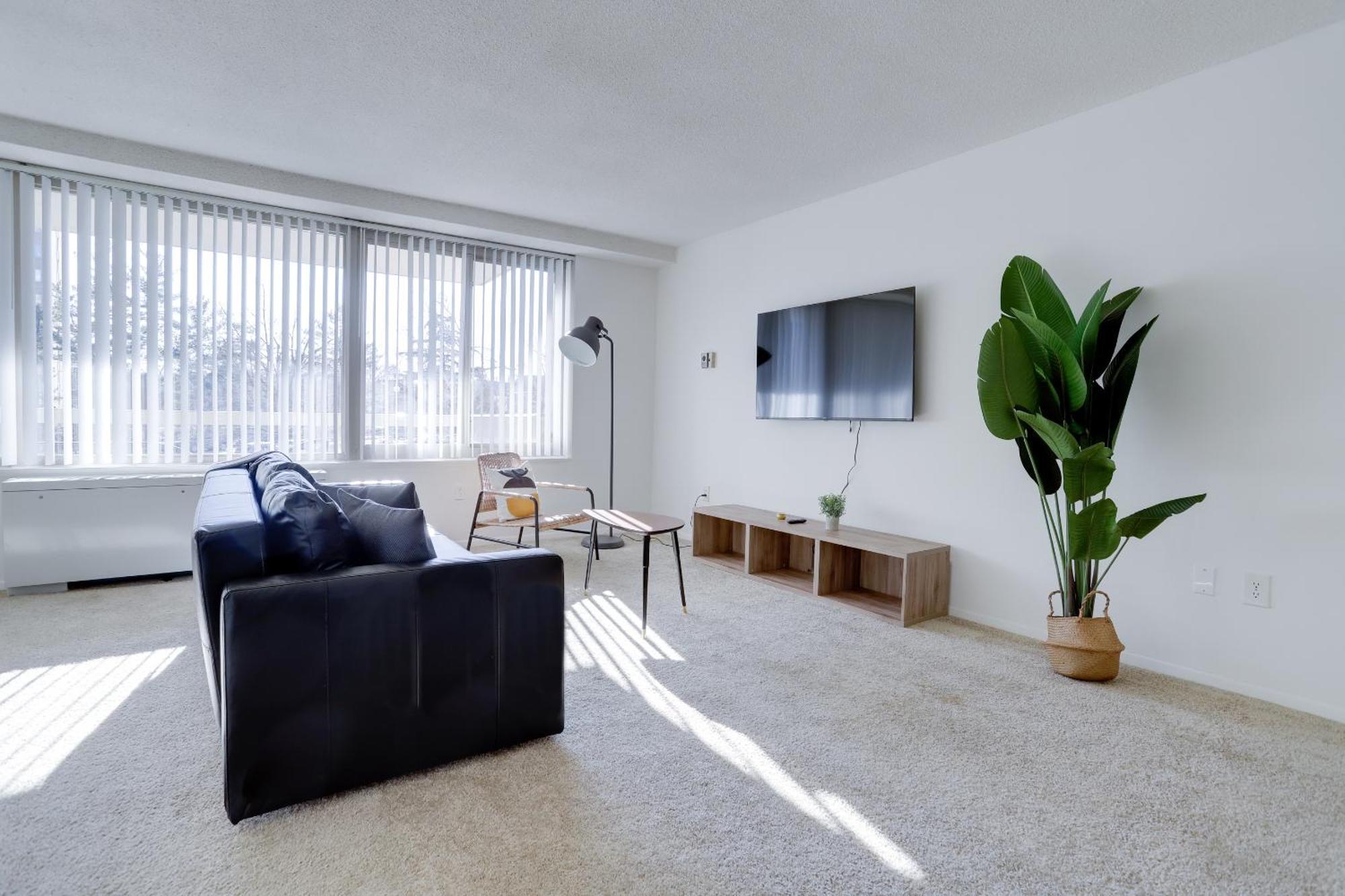 Spacious 2 Bedrooms Apt @Crystal City With Gym Arlington Dış mekan fotoğraf